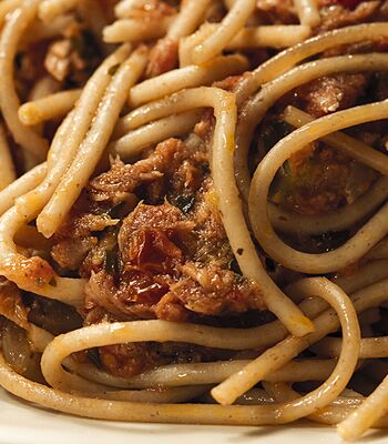 Spaghetti integrali dietetici al tonno